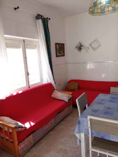 Image No.18-5 Bed Townhouse for sale