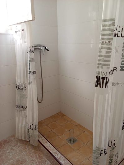 Image No.40-5 Bed Townhouse for sale
