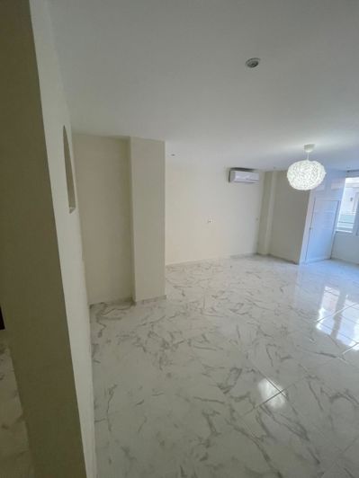 Image No.11-3 Bed Apartment for sale