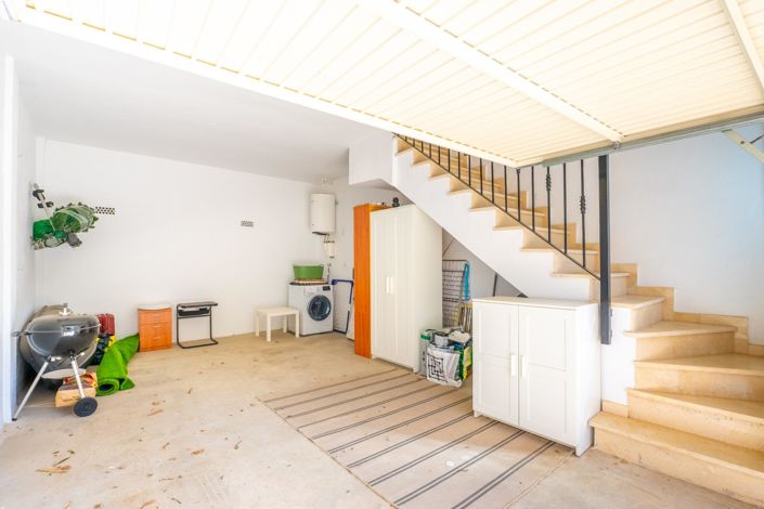 Image No.25-2 Bed Duplex for sale