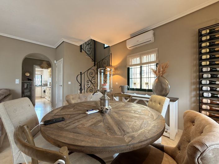 Image No.3-3 Bed Villa for sale