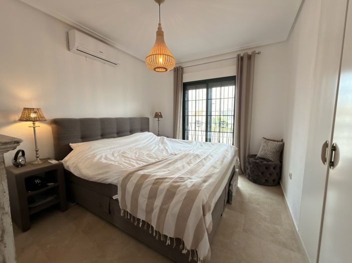 Image No.6-3 Bed Villa for sale