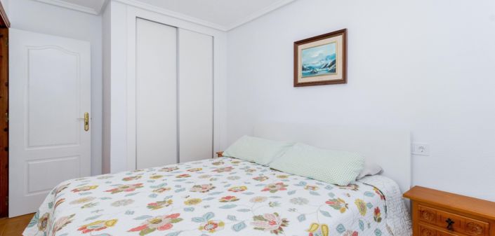 Image No.18-3 Bed Townhouse for sale