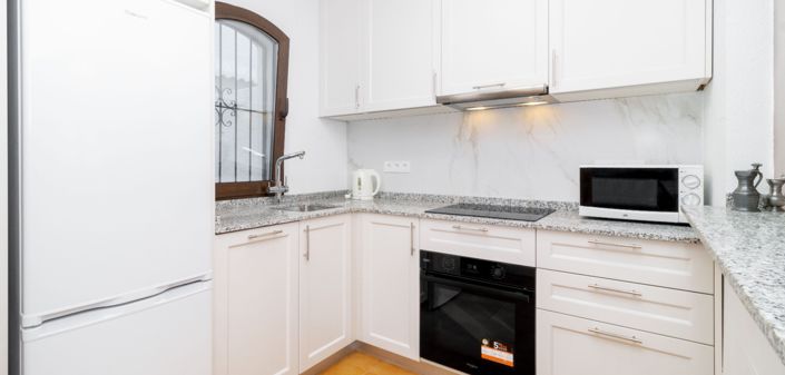 Image No.8-3 Bed Townhouse for sale