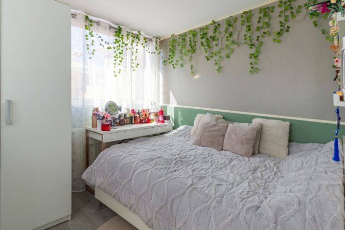 Image No.46-4 Bed Property for sale