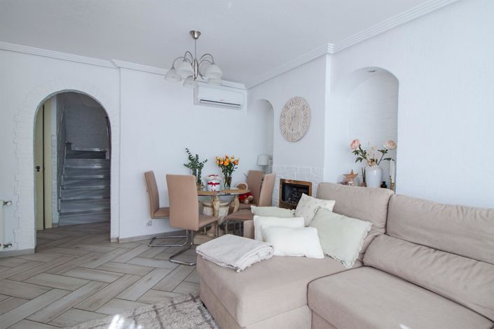 Image No.8-4 Bed Villa for sale
