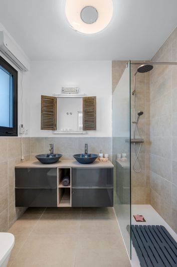 Image No.18-3 Bed Villa for sale