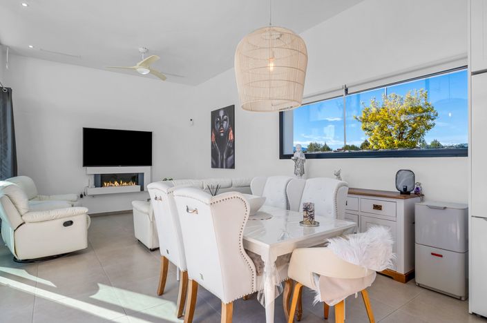 Image No.8-3 Bed Villa for sale