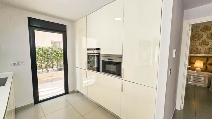 Image No.28-3 Bed Villa for sale