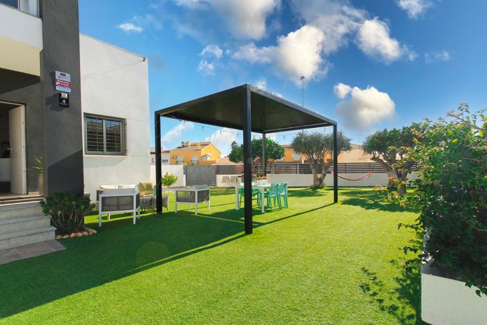 Image No.2-Quad de 2 chambres à vendre à Torrevieja