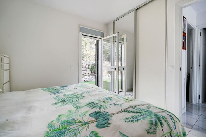 Image No.11-2 Bed Villa for sale