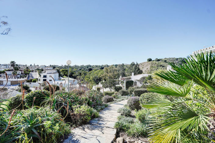 Image No.18-2 Bed Villa for sale