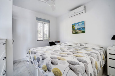 8-e64a9055bba3e77ac8aca3b893cdf826