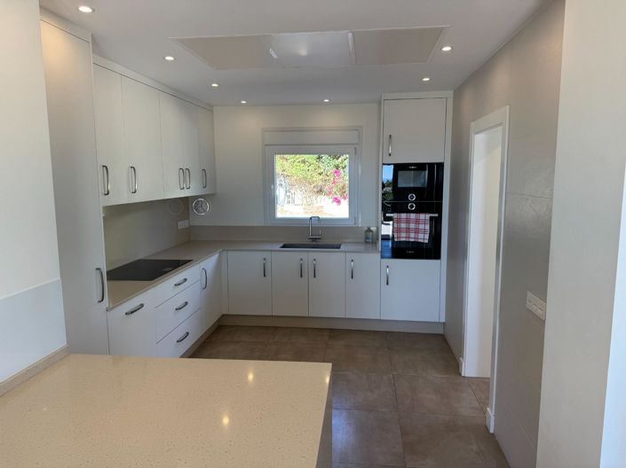 Image No.4-Villa de 5 chambres à vendre à Estepona