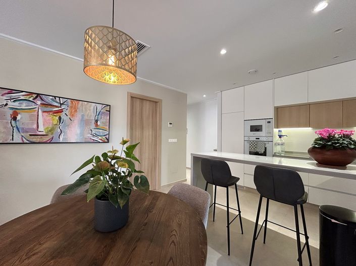 Image No.11-3 Bed Apartment for sale