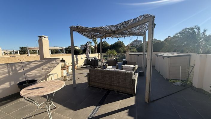 Image No.17-3 Bed Villa for sale