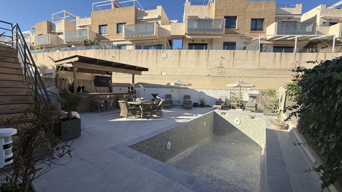 Image No.35-3 Bed Villa for sale