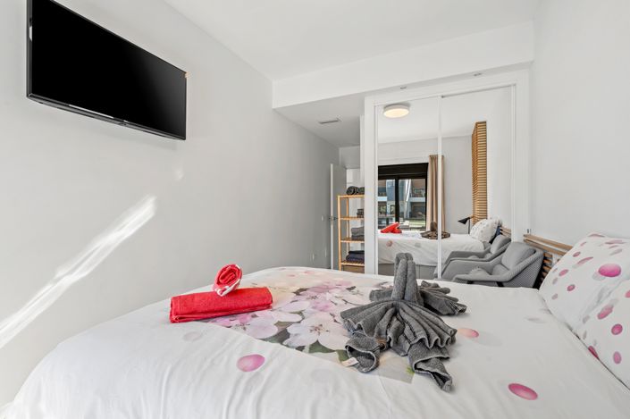 Image No.13-2 Bed Apartment for sale