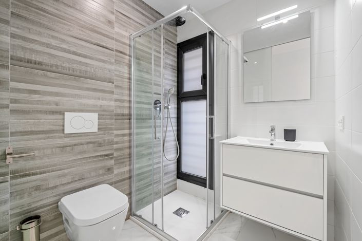 Image No.16-2 Bed Apartment for sale