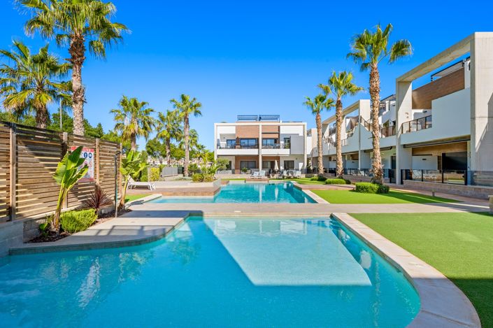 Image No.25-2 Bed Apartment for sale