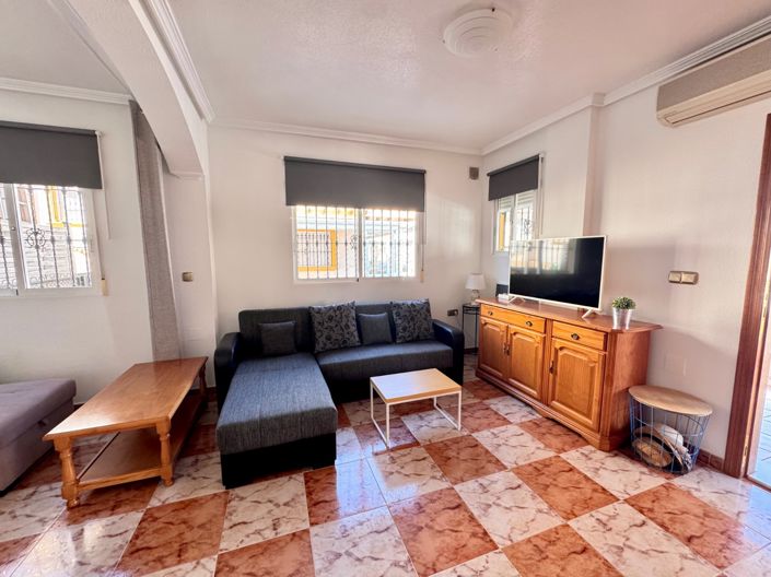 Image No.10-2 Bed Townhouse for sale