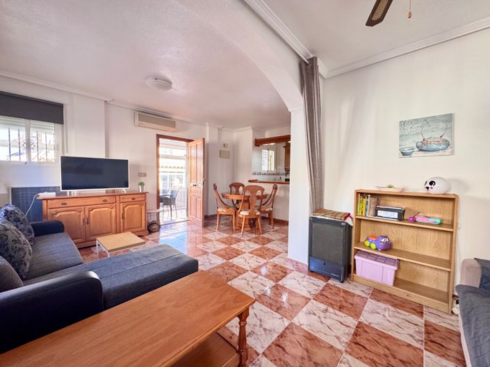 Image No.11-2 Bed Townhouse for sale