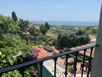 7-aa4cc561180b369757c0bb4af9886cd3