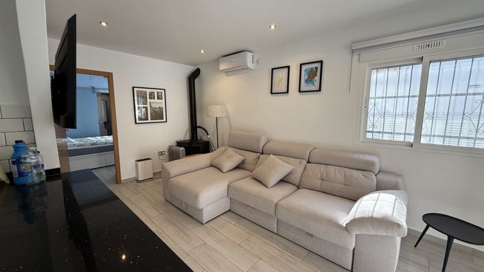 Image No.23-2 Bed Villa for sale