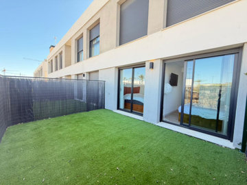 propertyattachment1ytw4f96vt20260224034237