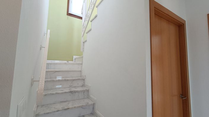 Image No.25-3 Bed Villa for sale