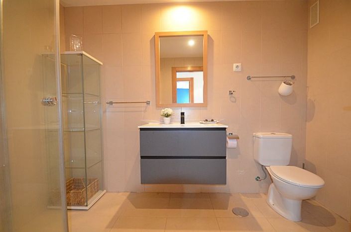 Image No.11-2 Bed Apartment for sale