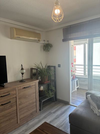 Image No.2-Propriété de 2 chambres à vendre à Torrevieja