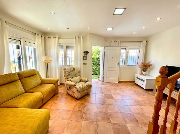 Image No.3-4 Bed Townhouse for sale