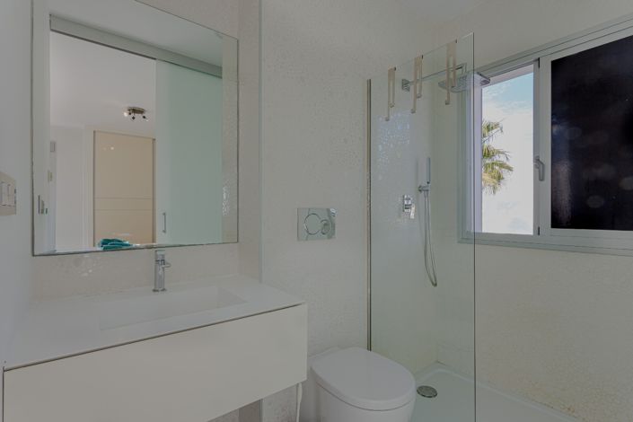 Image No.19-3 Bed Villa for sale