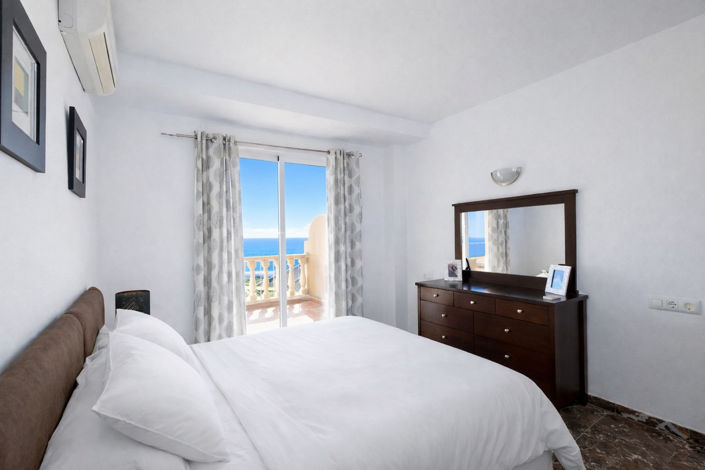 Image No.4-2 Bed Apartment for sale