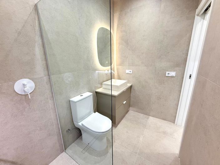 Image No.12-2 Bed Villa for sale