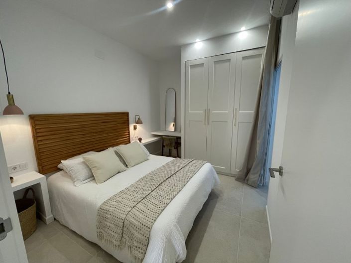 Image No.8-2 Bed Bungalow for sale