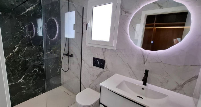 Image No.47-3 Bed House for sale