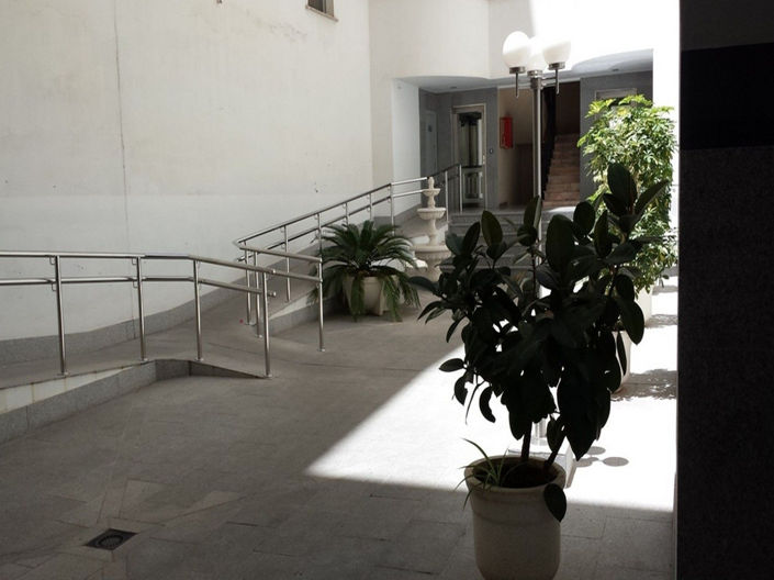 Image No.24-5 Bed Apartment for sale