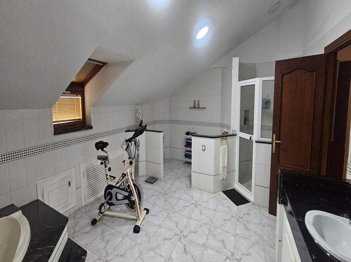 Image No.34-5 Bed Apartment for sale
