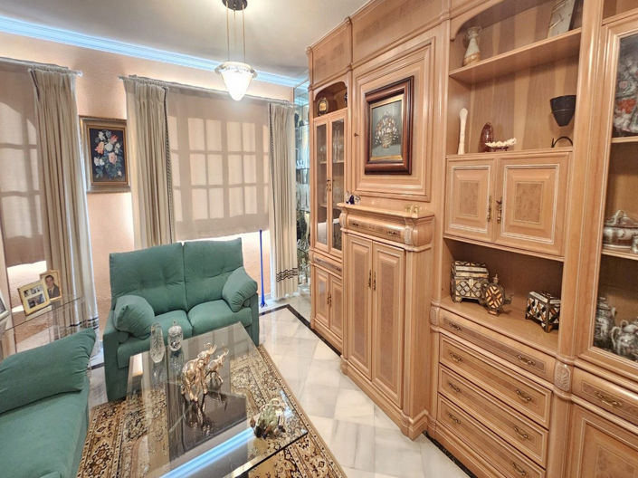 Image No.4-5 Bed Apartment for sale