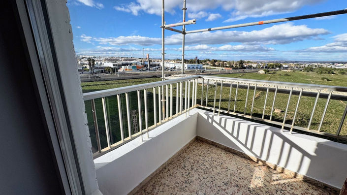 Image No.25-2 Bed Apartment for sale