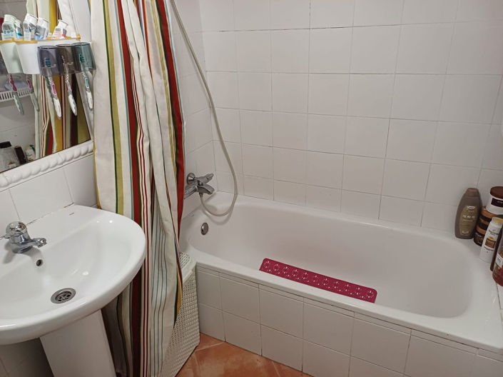 Image No.4-Appartement de 2 chambres à vendre à Casares