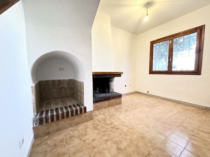 Image No.10-2 Bed Townhouse for sale