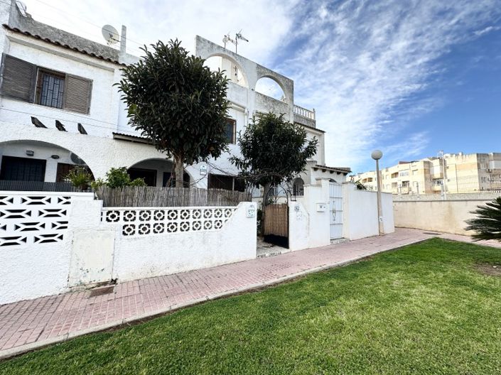 Image No.30-2 Bed Townhouse for sale