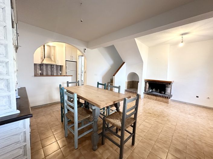 Image No.5-2 Bed Townhouse for sale