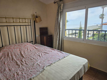 9-467d0cee5b725f3ef65f102a0c2e69c0