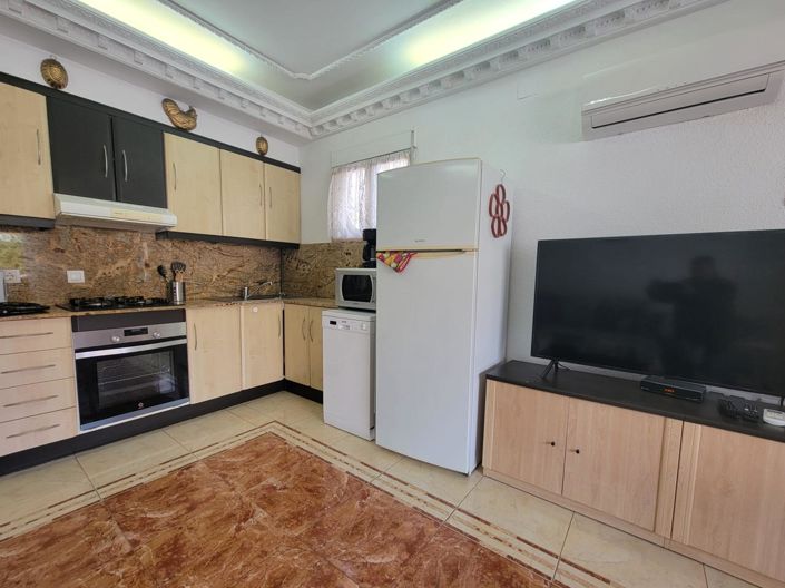 Image No.8-2 Bed Townhouse for sale