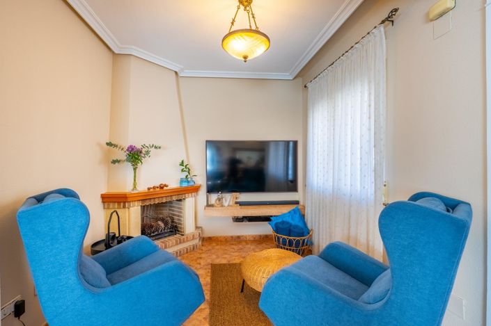 Image No.2-2 Bed Townhouse for sale