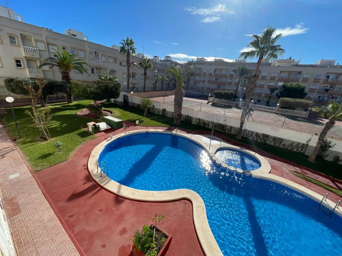 Image No.8-Appartement de 2 chambres à vendre à Torrevieja